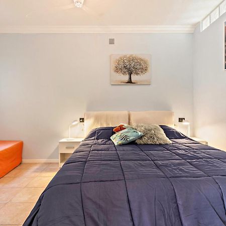 Casa Sara With Swimming Pool Apartment Riva del Garda Luaran gambar