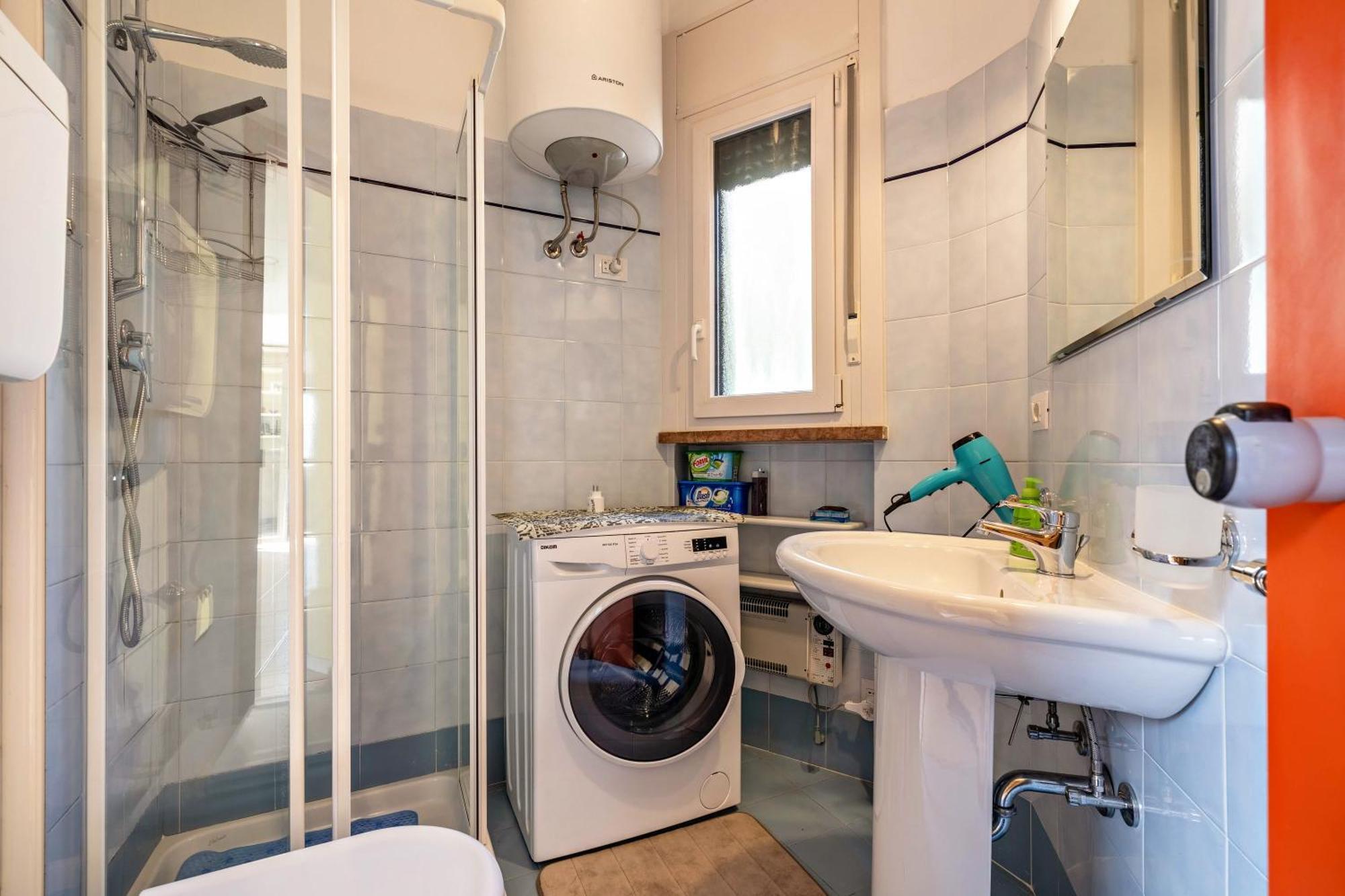 Casa Sara With Swimming Pool Apartment Riva del Garda Luaran gambar