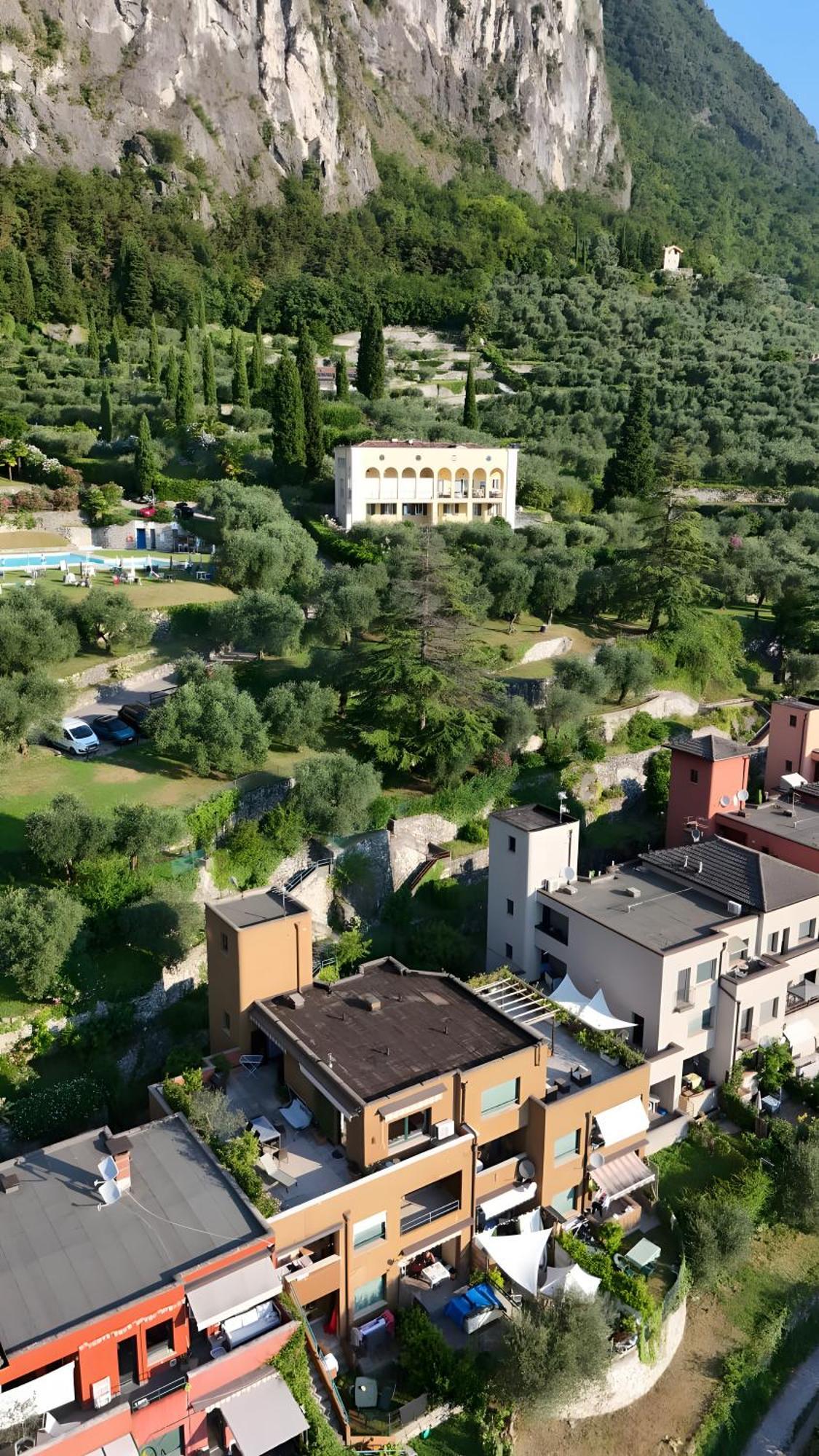 Casa Sara With Swimming Pool Apartment Riva del Garda Luaran gambar