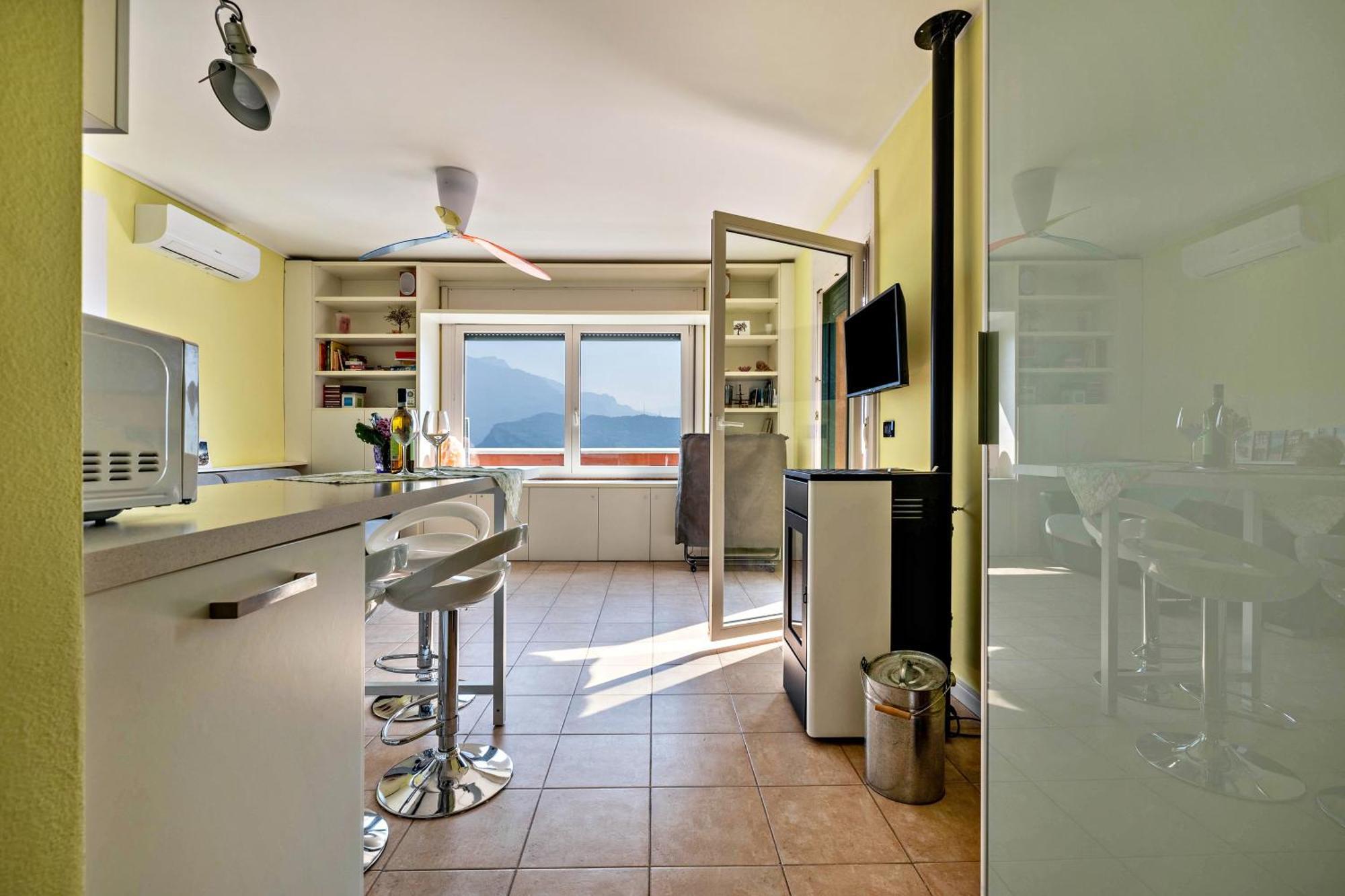 Casa Sara With Swimming Pool Apartment Riva del Garda Luaran gambar