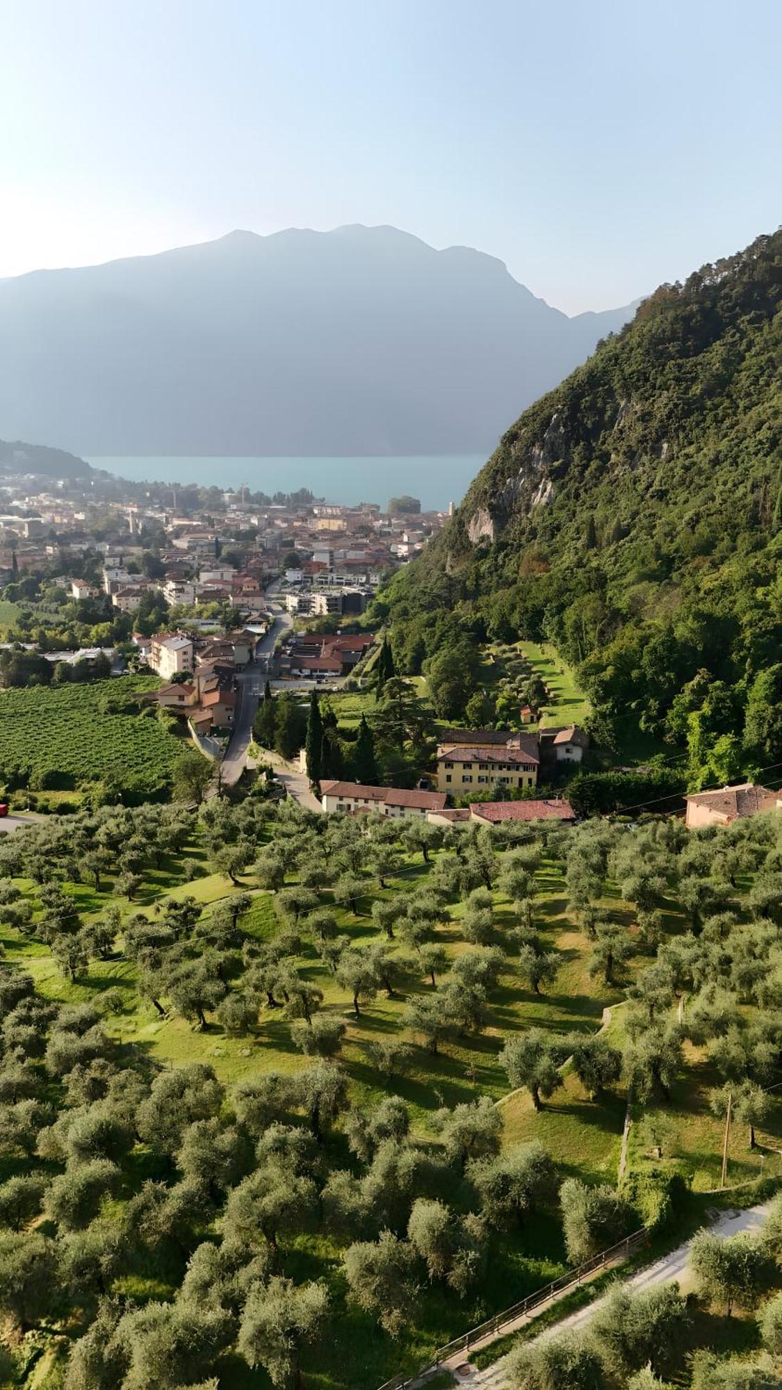 Casa Sara With Swimming Pool Apartment Riva del Garda Luaran gambar