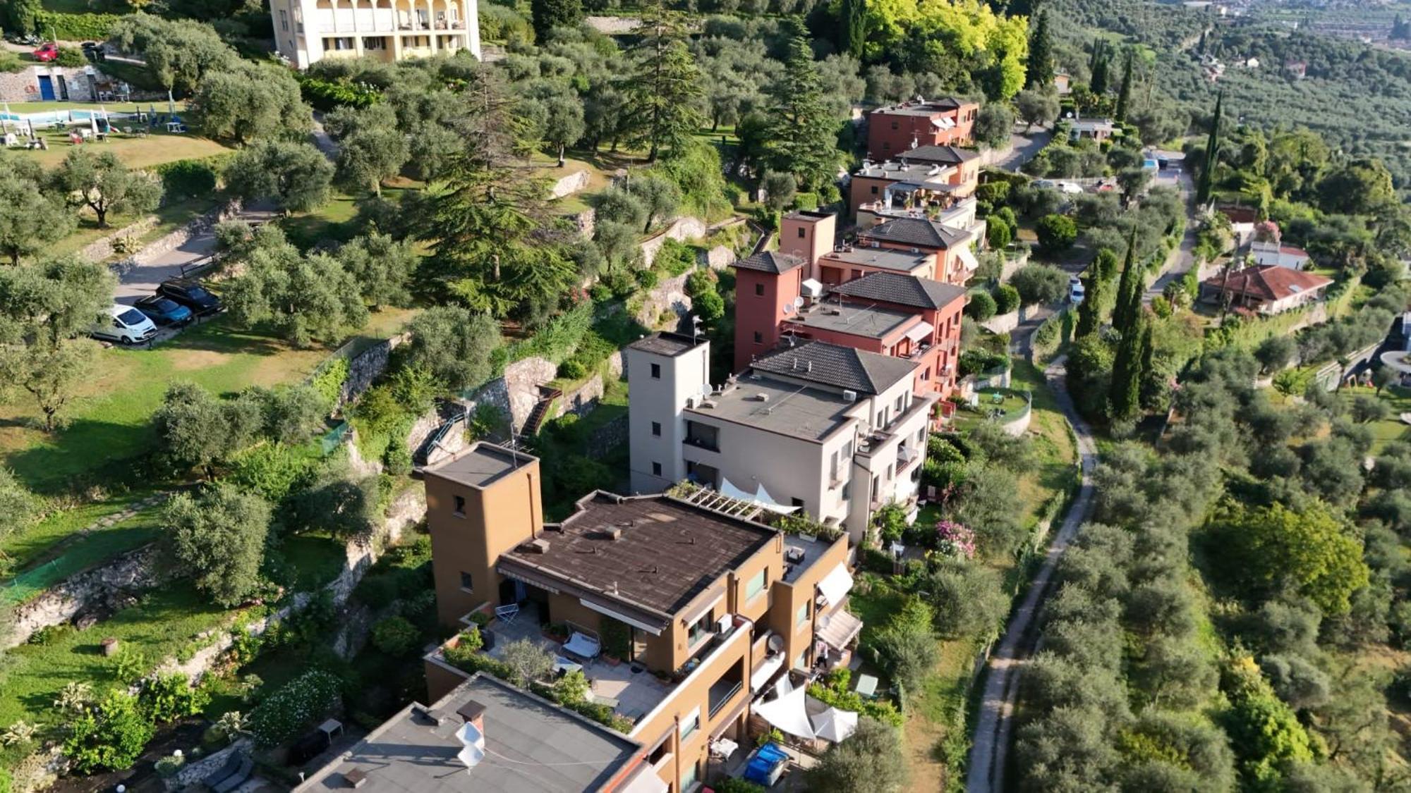 Casa Sara With Swimming Pool Apartment Riva del Garda Luaran gambar