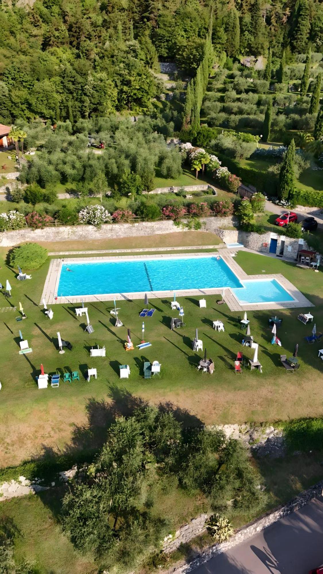 Casa Sara With Swimming Pool Apartment Riva del Garda Luaran gambar