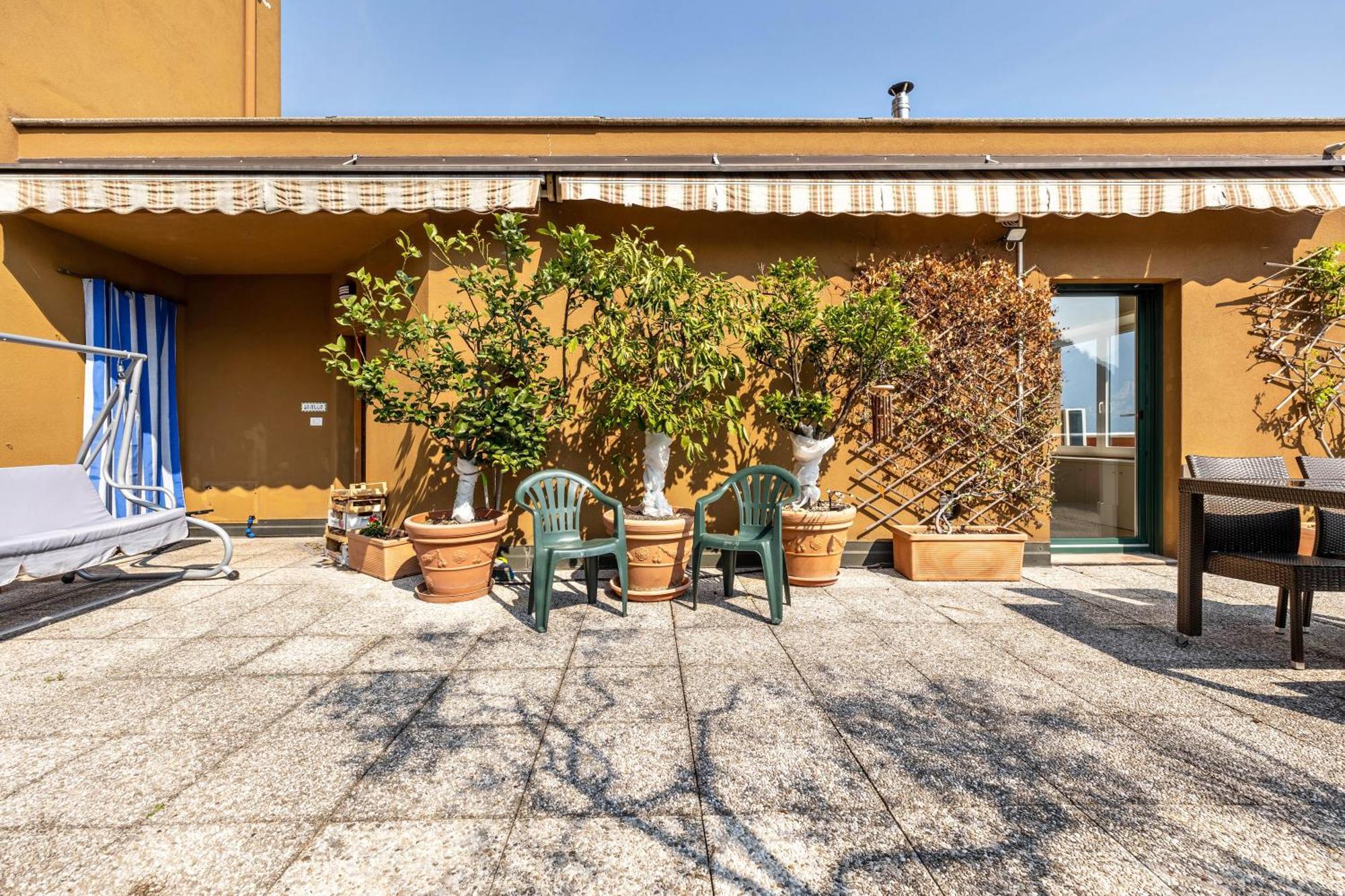 Casa Sara With Swimming Pool Apartment Riva del Garda Luaran gambar