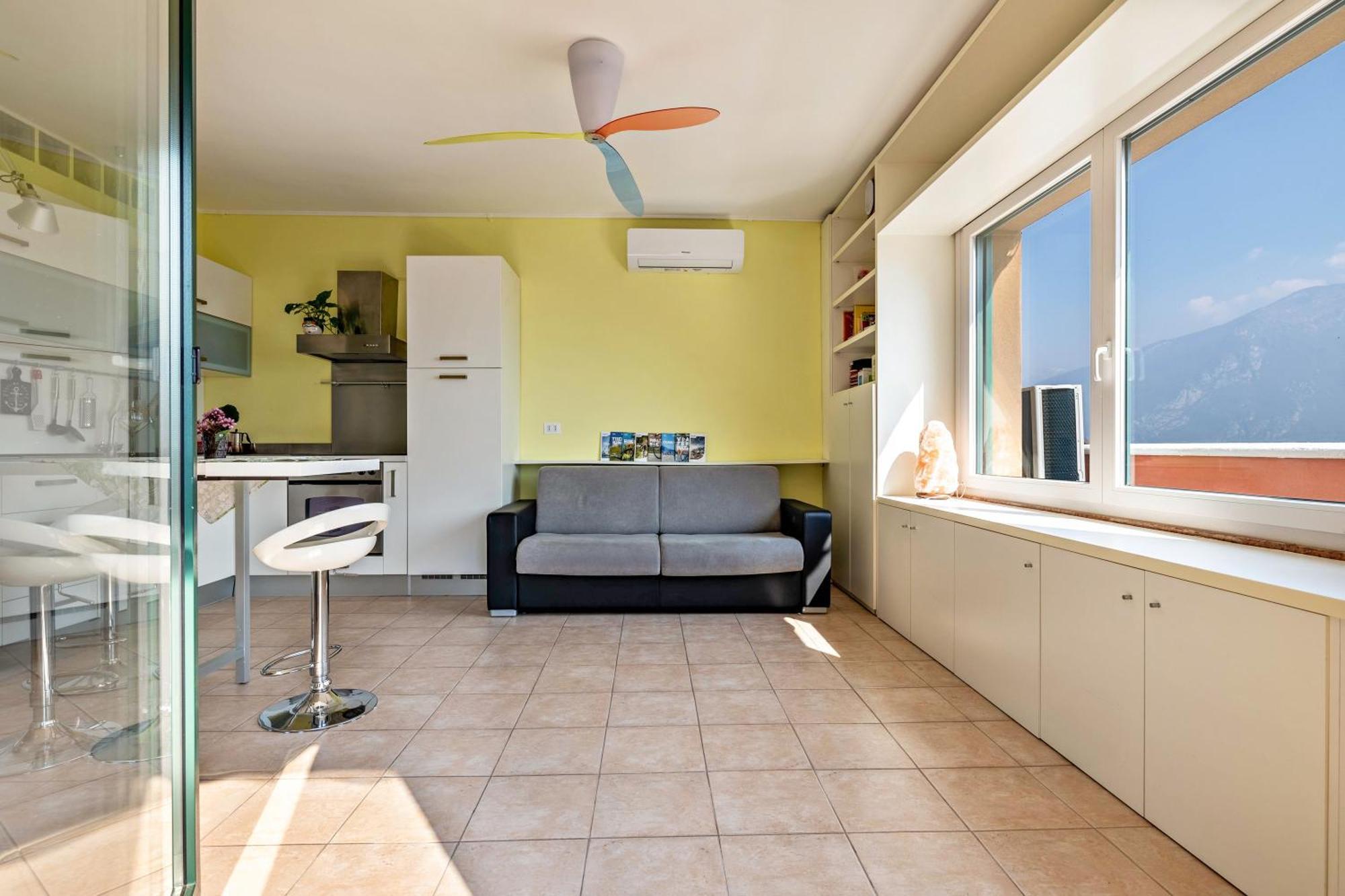 Casa Sara With Swimming Pool Apartment Riva del Garda Luaran gambar